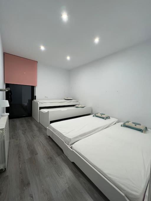 Luxury House del Delta - Four-Bedroom Vacation Home - 28