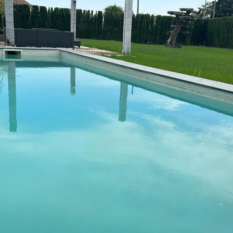 Luxury House del Delta - Four-Bedroom Vacation Home - 33
