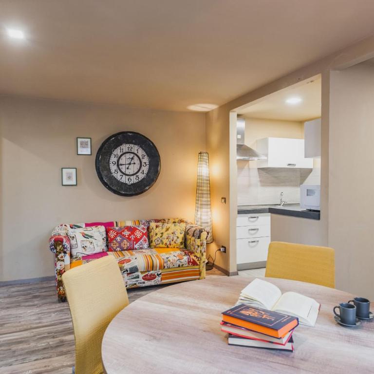 Ursino apartment with balcony by Wonderful Italy - Two-Bedroom Apartment - 9