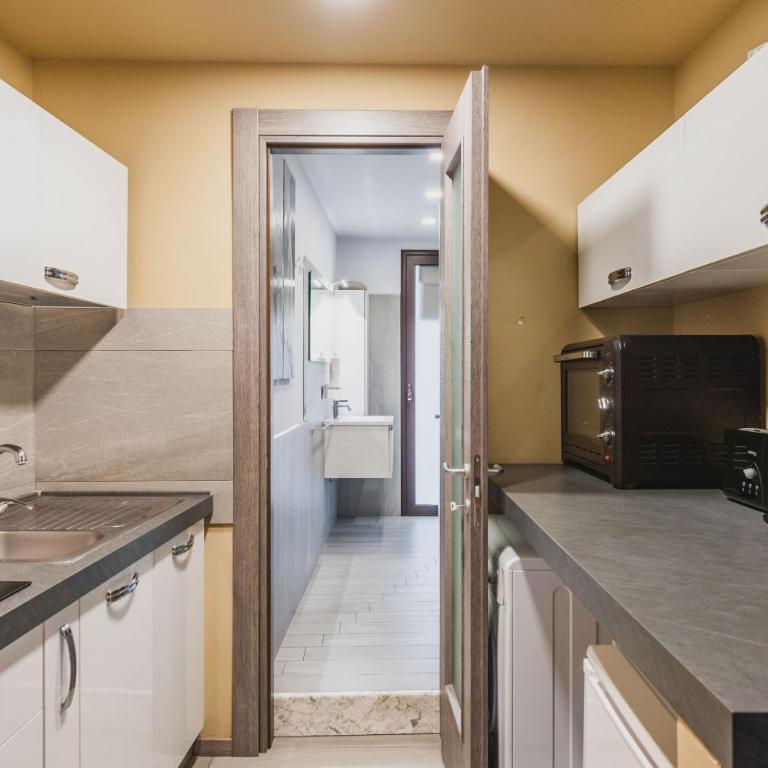 Ursino apartment with balcony by Wonderful Italy - Two-Bedroom Apartment - 11