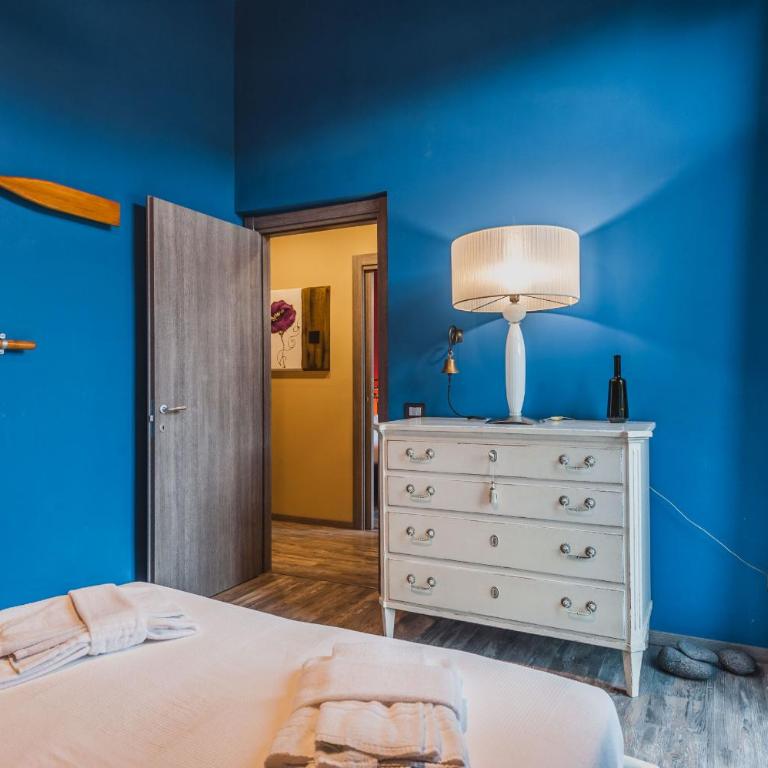 Ursino apartment with balcony by Wonderful Italy - Two-Bedroom Apartment - 17
