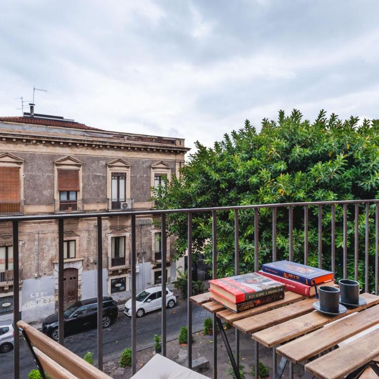 Ursino apartment with balcony by Wonderful Italy - Two-Bedroom Apartment - 6