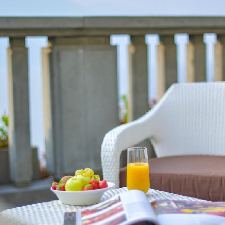 Villa Lario Resort Mandello - Suite con Vista Lago e Terrazza - 1