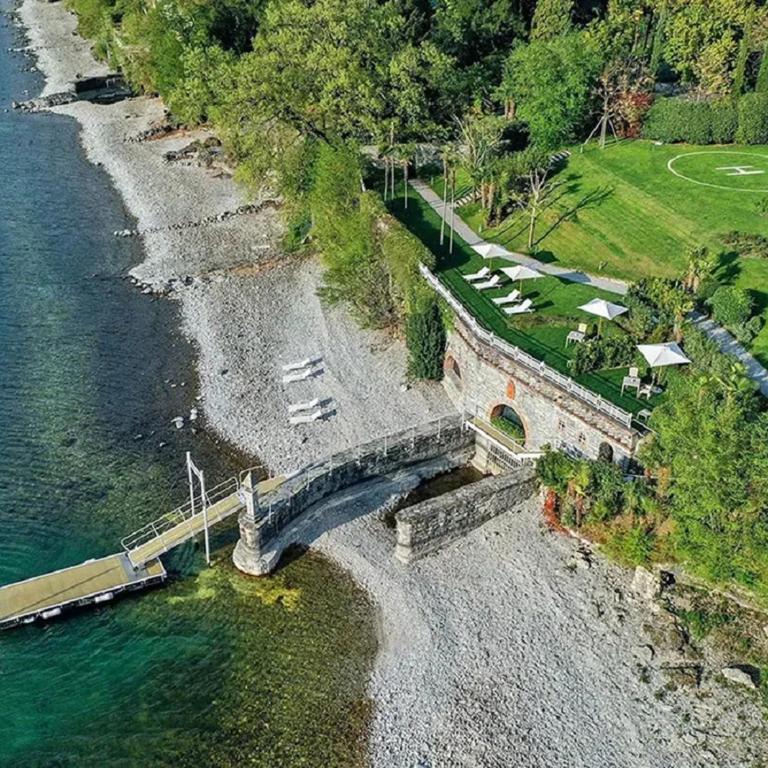 Villa Lario Resort Mandello - Junior Suite with Lake View and Private Garden - Separate building - 2
