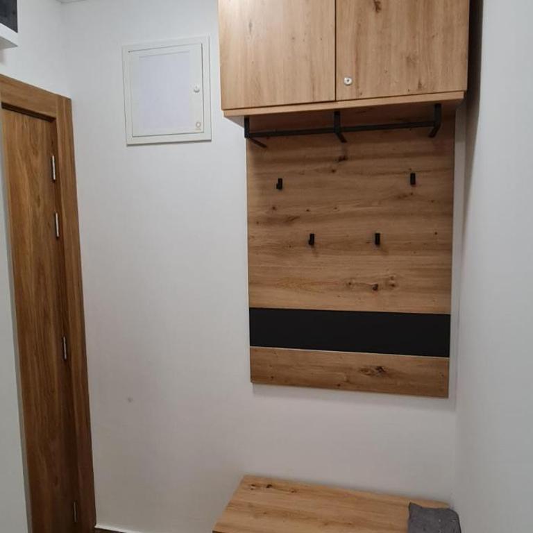 E&M Platinum - One-Bedroom Apartment - 21