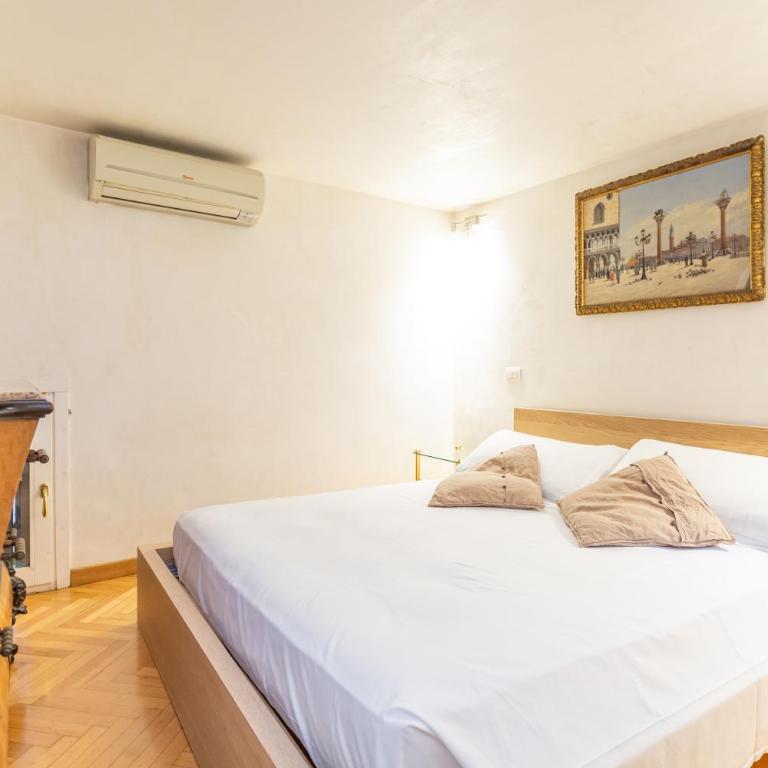 Entire Building with 4 Apartments near the Colosseum - Appartamento con 1 Camera da Letto - 13