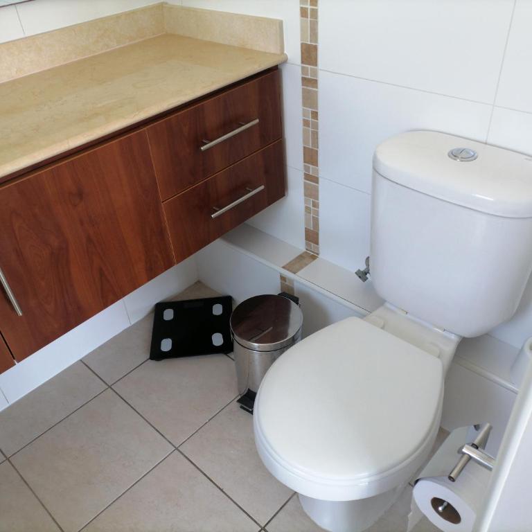Departamento cercano a la playa, con estacionamiento - Two-Bedroom Apartment - 28