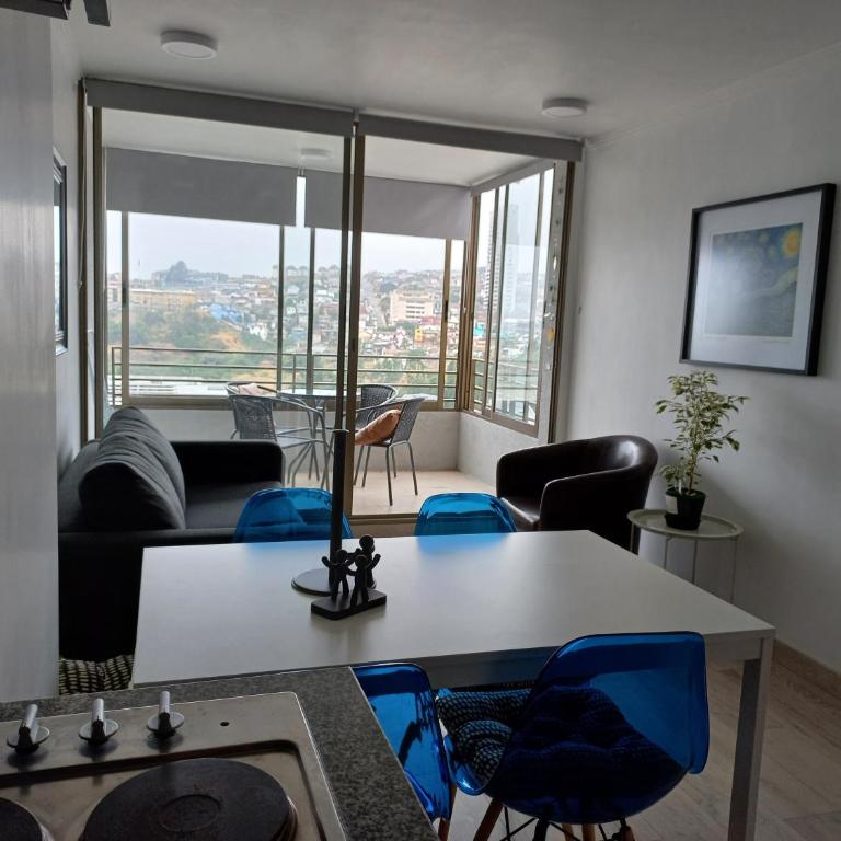 Departamento cercano a la playa, con estacionamiento - Two-Bedroom Apartment - 51