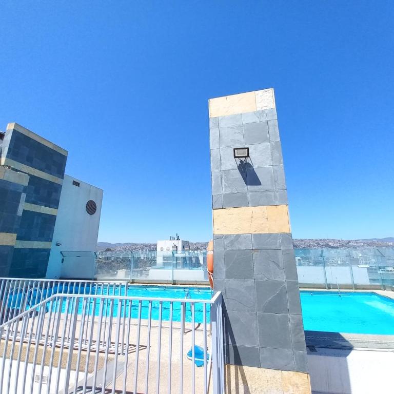 Departamento cercano a la playa, con estacionamiento - Two-Bedroom Apartment - 95