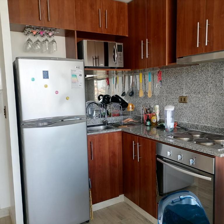 Departamento cercano a la playa, con estacionamiento - Two-Bedroom Apartment - 50
