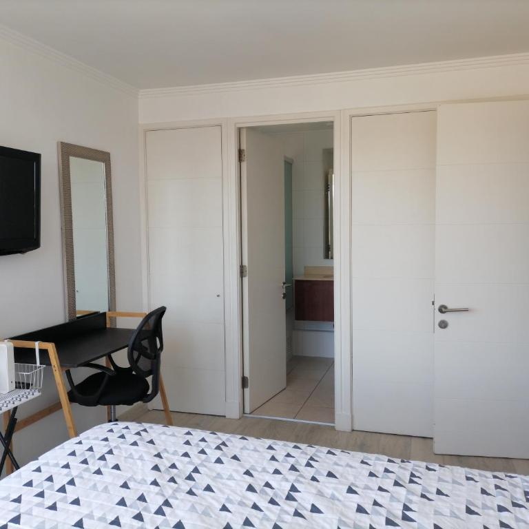Departamento cercano a la playa, con estacionamiento - Two-Bedroom Apartment - 23