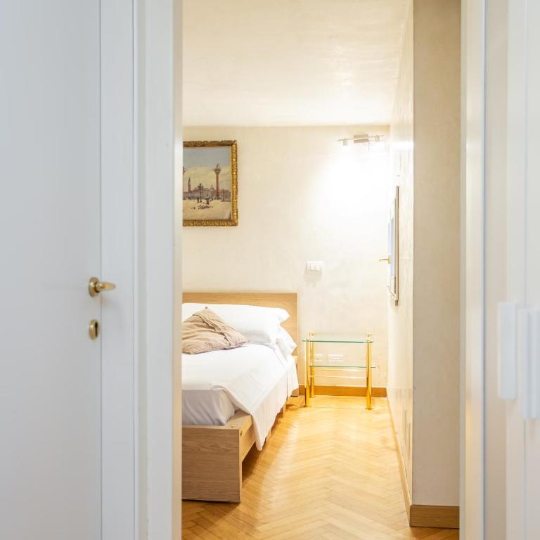 Entire Building with 4 Apartments near the Colosseum - Appartamento con 1 Camera da Letto - 16