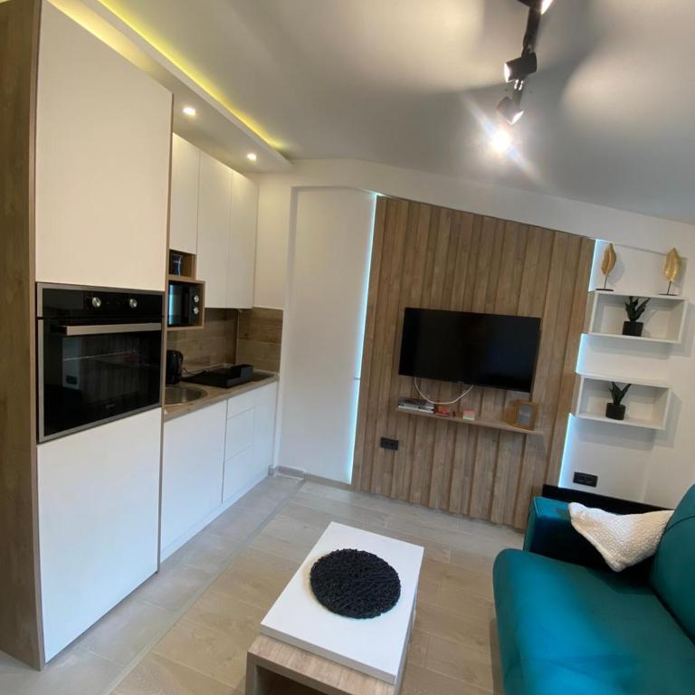 Apartmani Srna Milmari - Two-Bedroom Apartment - 3