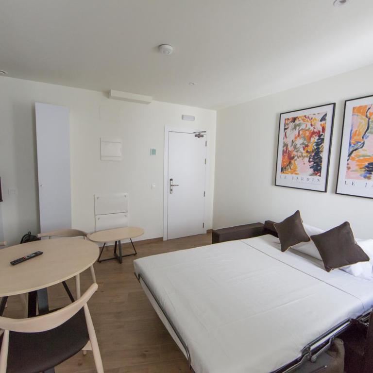 Apartamentos Centro Jardines - Superior Apartment - 6