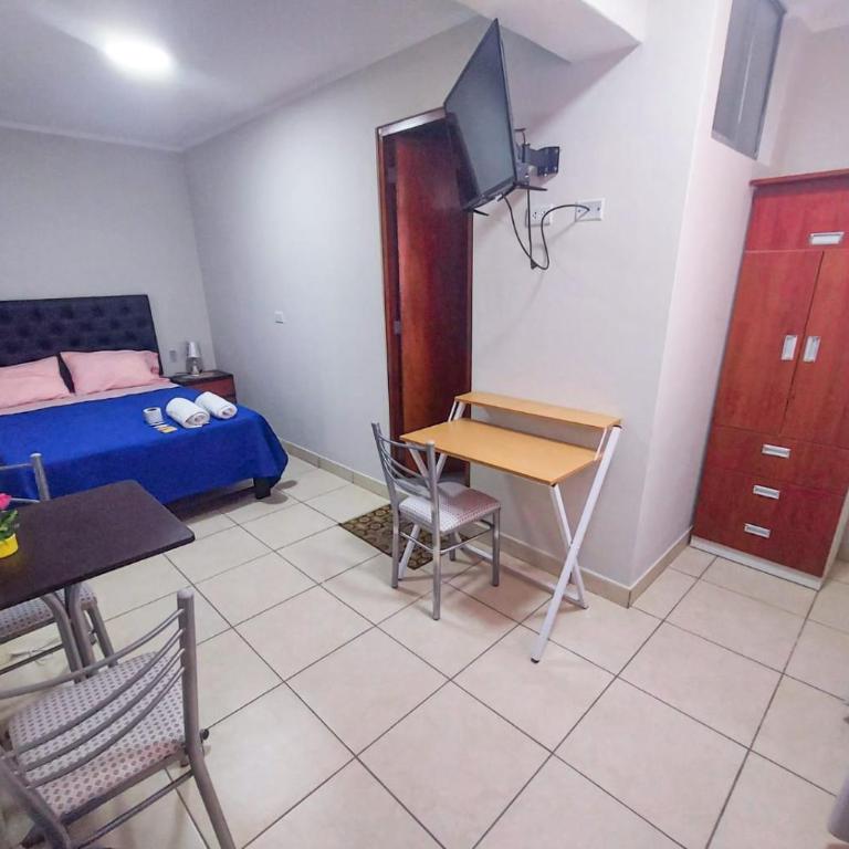 Residencia Benavides - Large Double Room - 5