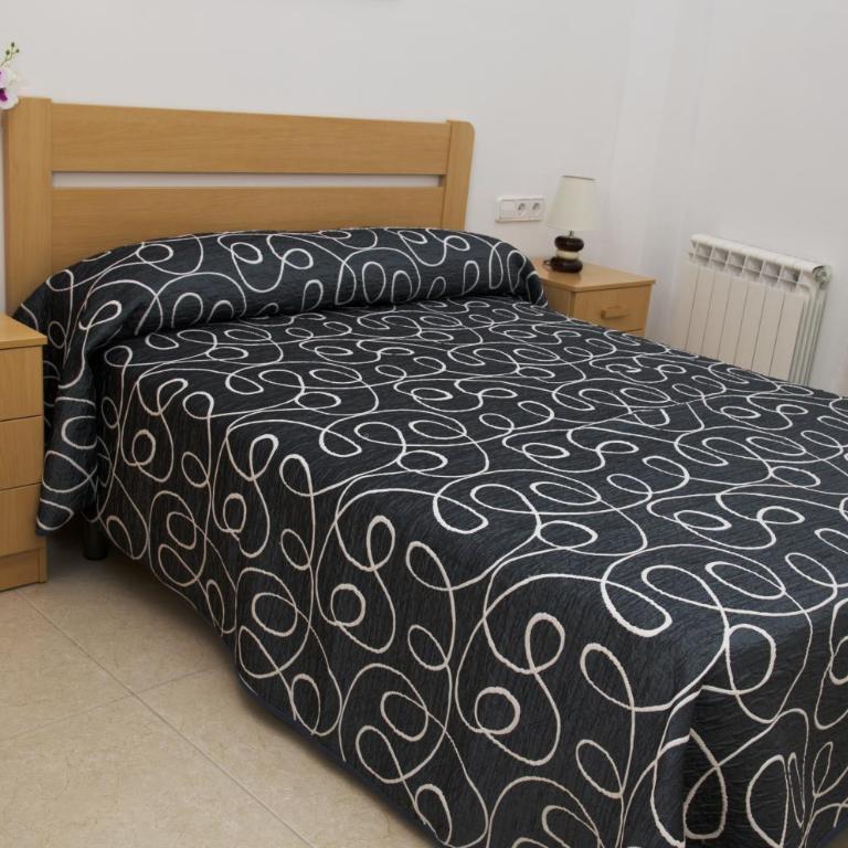 Apartamentos Navas 2 - Three-Bedroom Apartment - 10