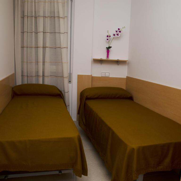 Apartamentos Navas 2 - Two-Bedroom Apartment - 10