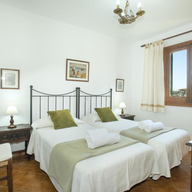 Owl Booking Villa Finquita - Rustic Stay - Three-Bedroom Villa - 12
