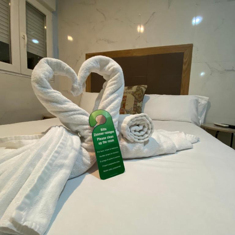 Hostal Avenida Andalucia - Solo Adultos - Habitación Doble con bañera de hidromasaje - 3
