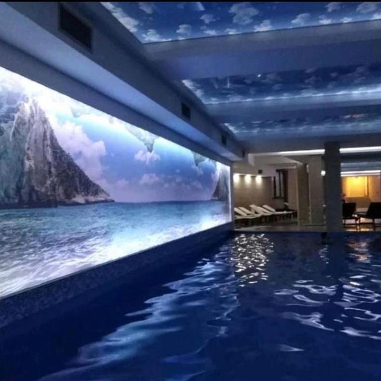 N LUX - One-Bedroom Apartment - 16