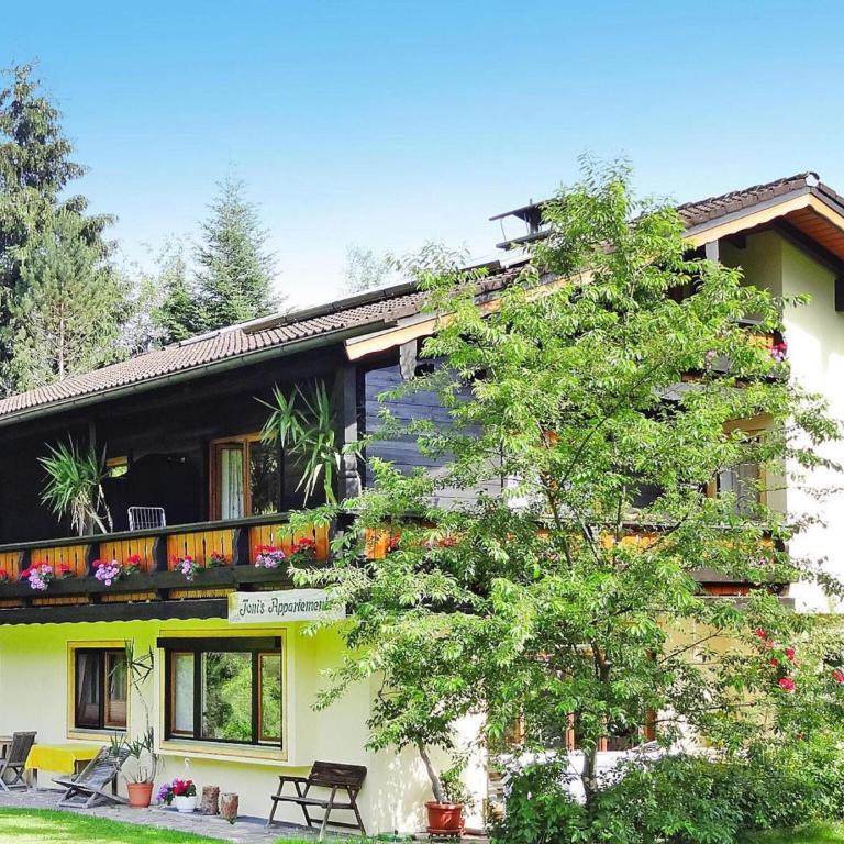 Ferienwohnung mit Balkon in der Nähe des - Apartment mit 2 Schlafzimmern - 1