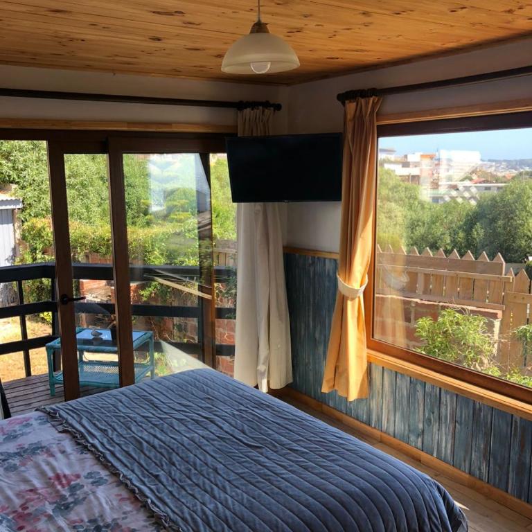 Hostal F - Habitación Doble con balcón y vistas al mar - 8
