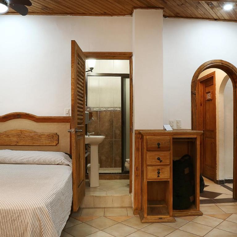 Meson de Juan Valle - Triple Room - 3