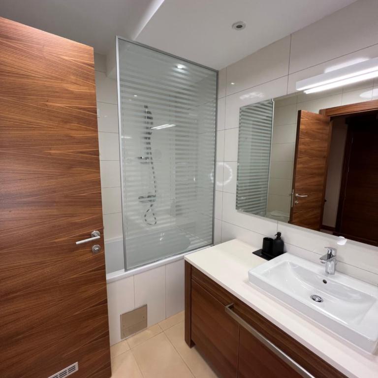 Apartman Peak & Bay - Private host - Aparthotel Vučko Jahorina - Two-Bedroom Apartment - 21