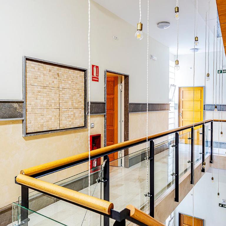 Alohamundi Sierpes - Two-Bedroom Apartment - 11