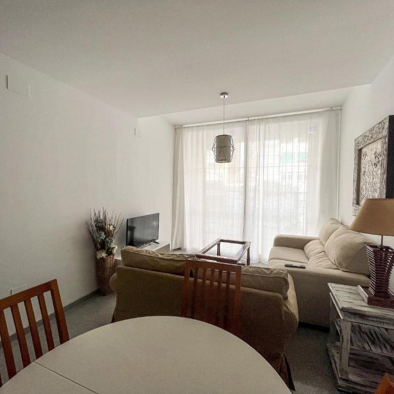 Amplio apartamento en Av. Carlos Haya - Apartamento de 3 dormitorios - 4