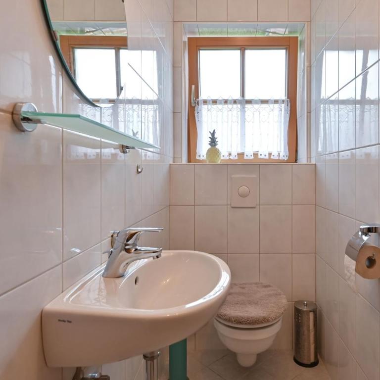 Ferienwohnung 50er Vintage Flair - Apartment mit Blick auf die Berge - 8