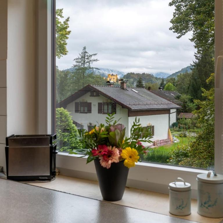 Ferienwohnung Landhaus Helga unterm Schloss - Appartamento con Vista Montagna - 5