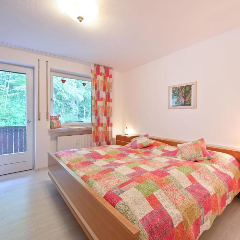 Ferienwohnung Landhaus Helga unterm Schloss - Appartamento con Vista Montagna - 6