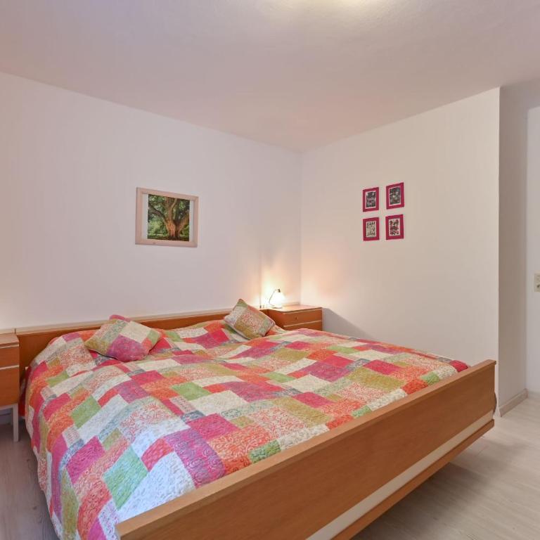 Ferienwohnung Landhaus Helga unterm Schloss - Appartamento con Vista Montagna - 7