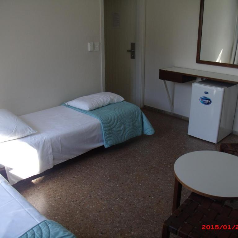 Hotel Puesta del Sol - Habitación Triple - 2