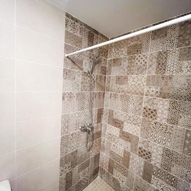 Amplio apartamento en Av. Carlos Haya - Apartamento de 3 dormitorios - 11