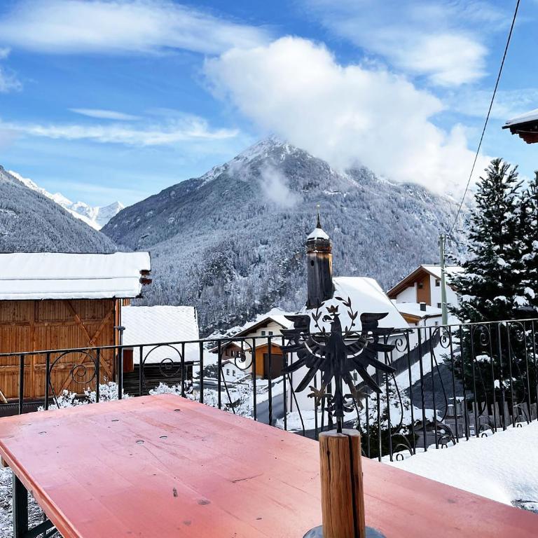 Mountain Lodge Sölden - Ski in Bike out Chalet - Chalet with 7 bedrooms - 13
