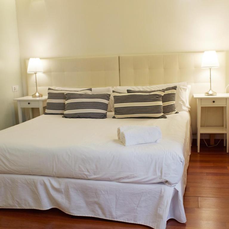 ISA Granada - Premium Apartment with King Bed - 5