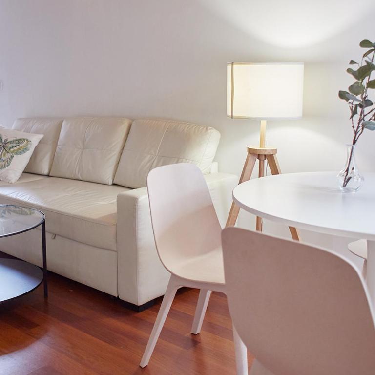 ISA Granada - Luxury Two-Bedroom Apartment - 2