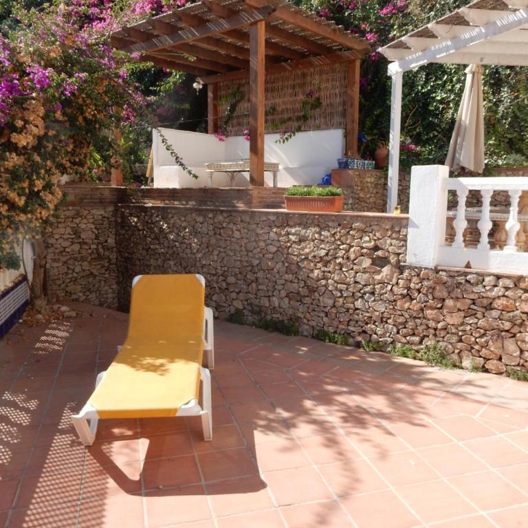 BEACH VILLA ,Nerja, Seaview, Pool, 3 bedrooms, huge terrace and garden - Casa de 3 dormitorios - 42