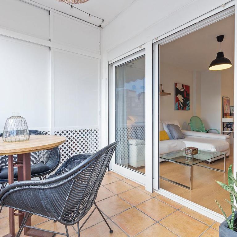 Precioso apartamento a 5 minutos andando de la playa - Apartamento de 2 dormitorios - 10