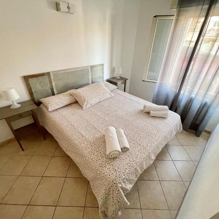 Borgo Antico Apartments - Appartamento con 2 Camere da Letto e con Vista Montagna - 9