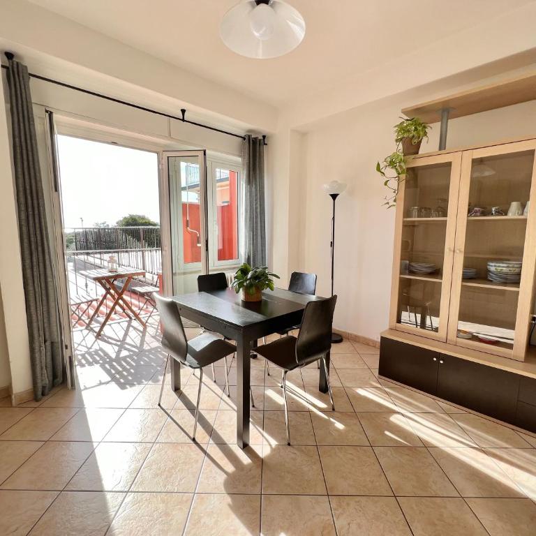 Borgo Antico Apartments - Appartamento con 1 Camera da Letto, Vista Lago e Balcone - 10