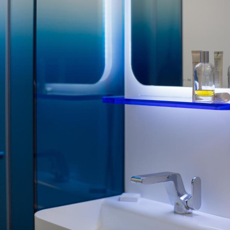 Hôtel Odyssey - Chambre Double - 8