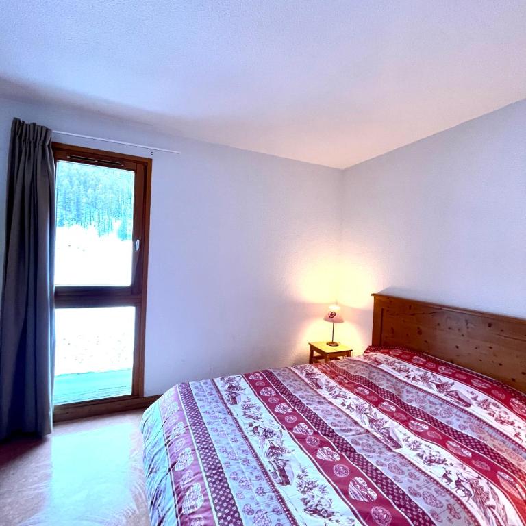 Chalet VARS 8 à 10 personnes, proche des pistes - Chalet - 7