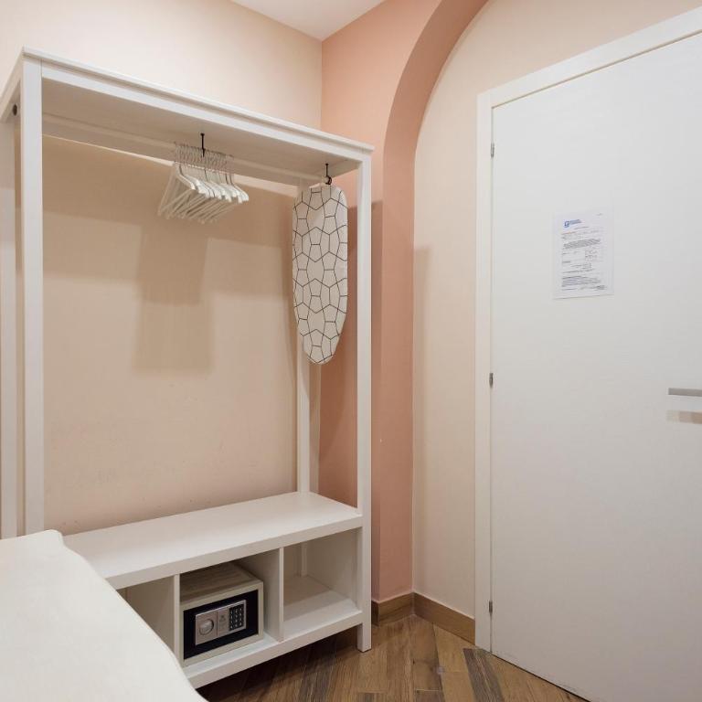 Tredici Boutique Rooms - Camera Matrimoniale/Doppia con Letti Singoli con Bagno Privato - 8