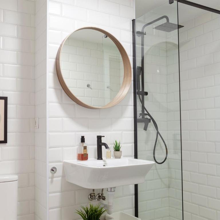 NC - Design Loft Steps from City of Arts & Sciences - One-Bedroom Apartment - 8