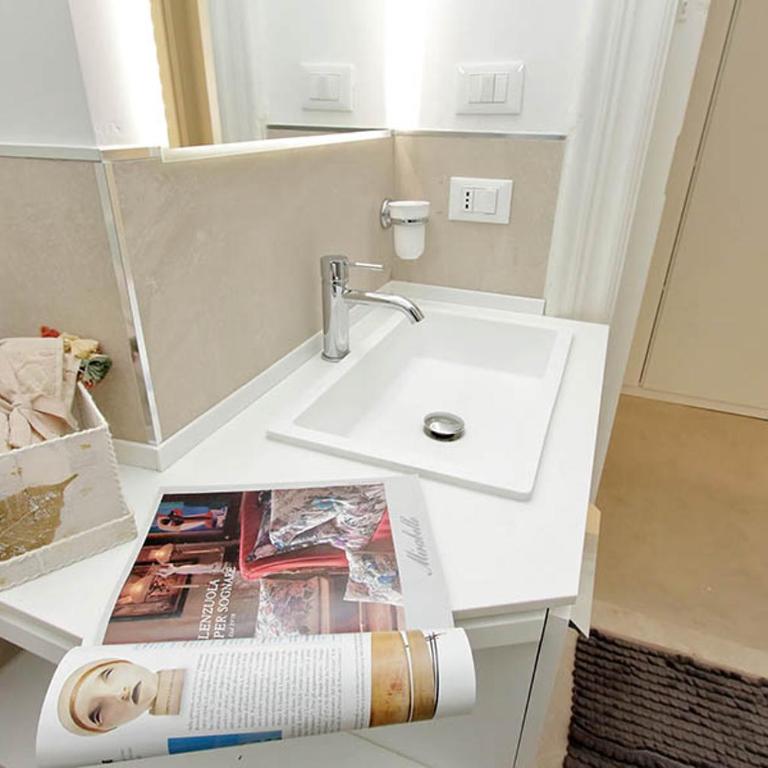 ELEGANT APARTMENT IN THE HEART OF ROME-NAVONA AREA - Appartamento con 2 Camere da Letto - 61