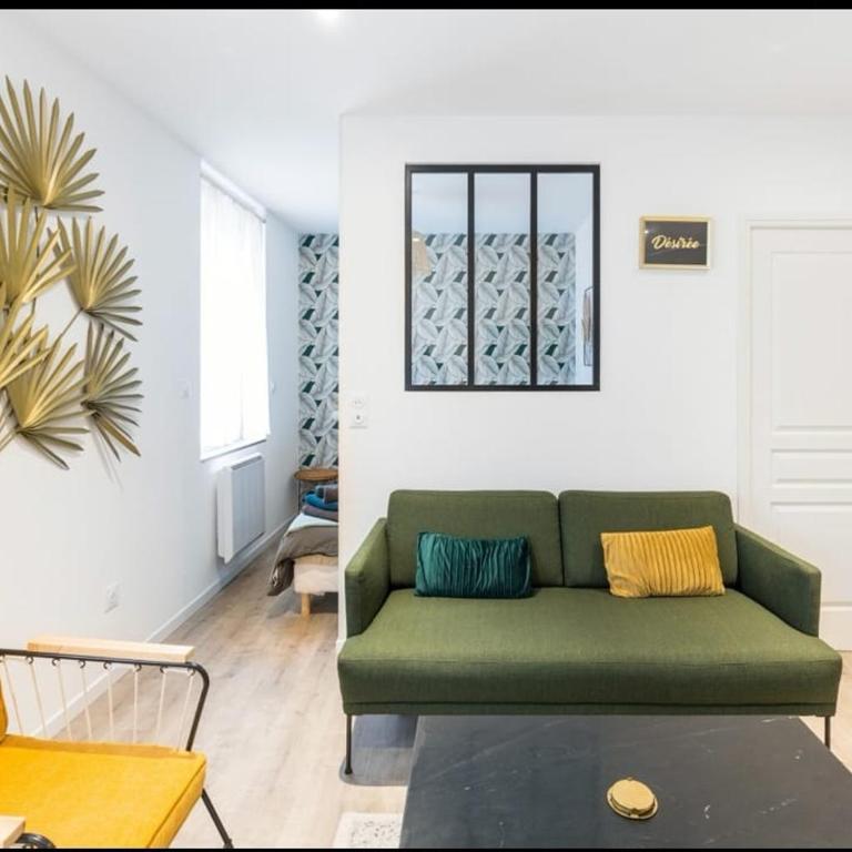 Désirée Logement Cosy et Charmant 1 er étage - Appartement 1 Chambre - 2