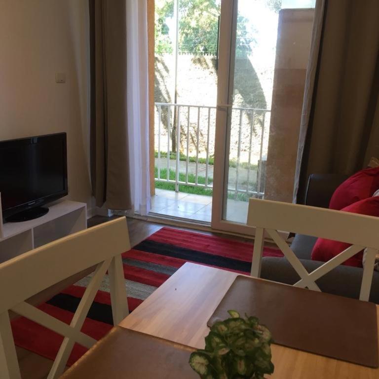 Departamento Frente Hospital Chillan - Two-Bedroom Apartment - 3